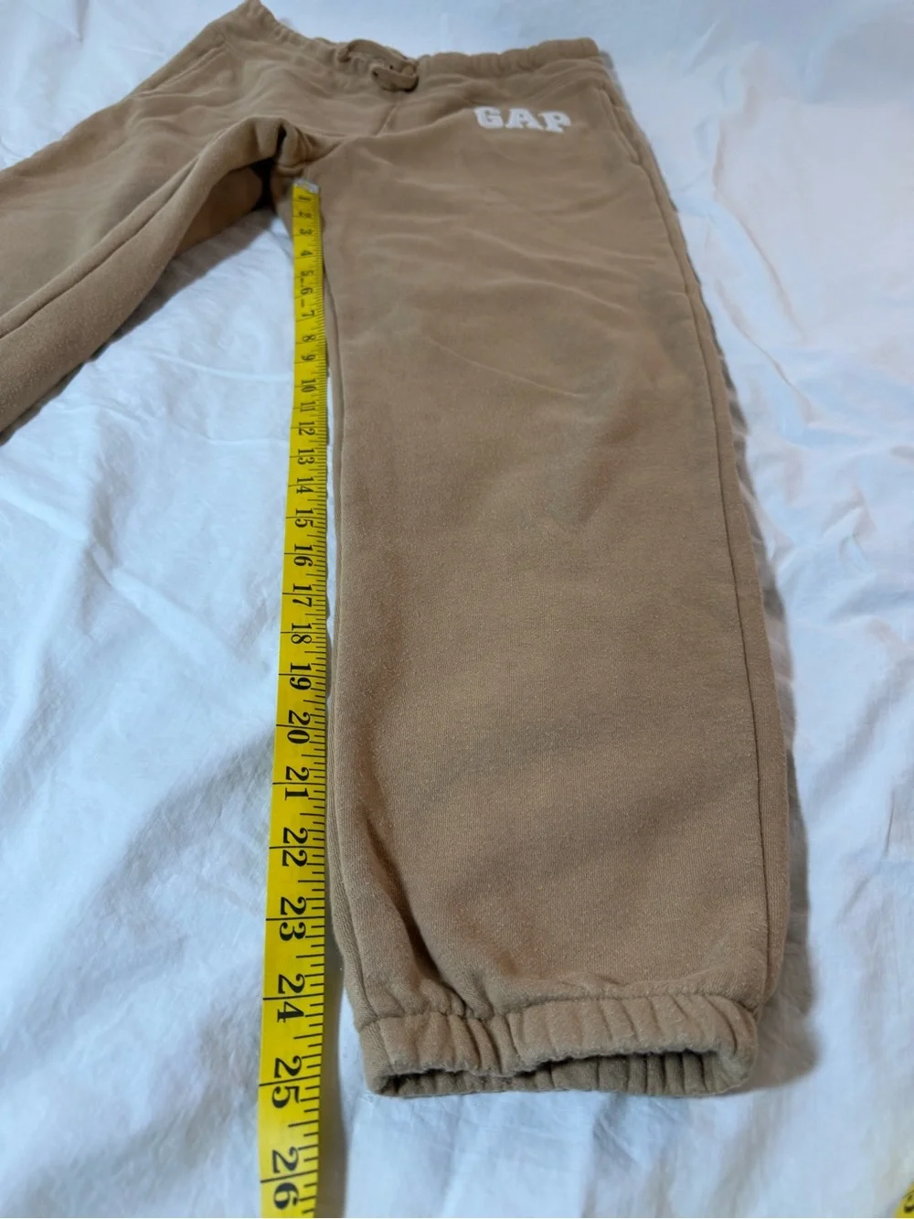 GAP Tan Crop Sweatpants Size Small